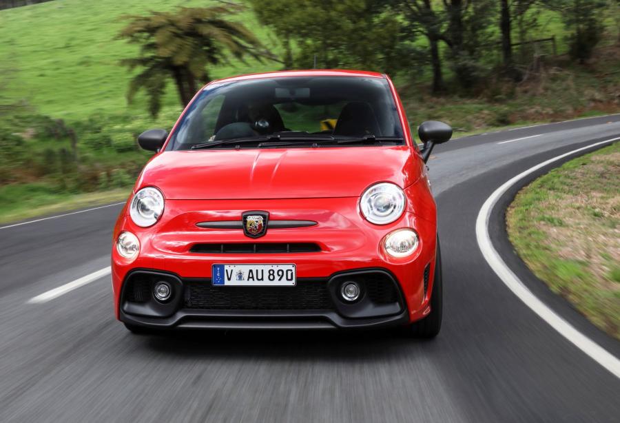  Abarth 595 Competizione (312) 2017 года  (AU) (фото 2 из 40)